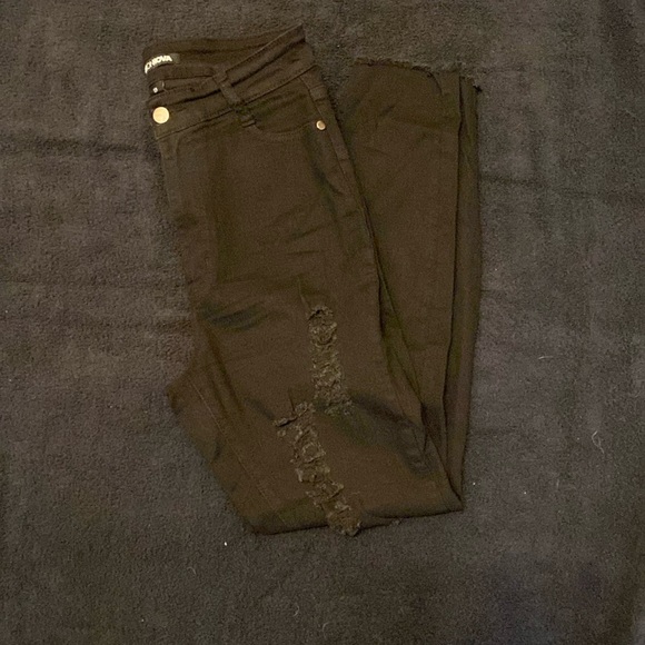 Fashion Nova Black Distressed Jeans Size: 9/29 - Picture 5 of 8